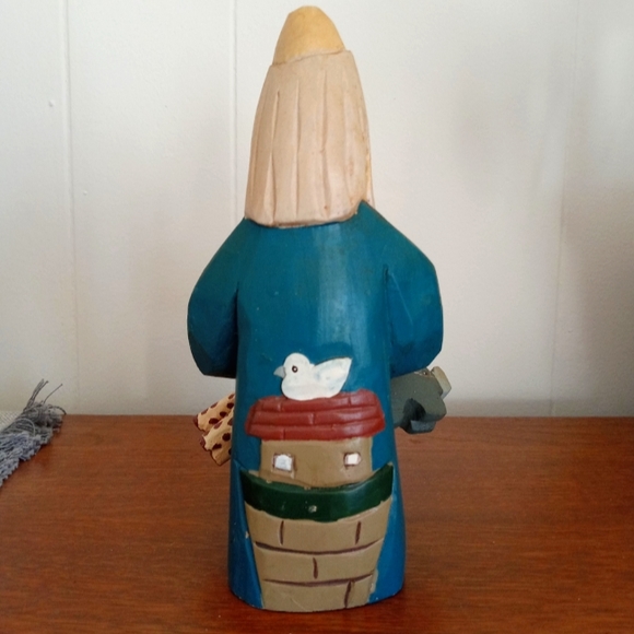 Folk Art Noah's Ark Carving - Picture 3 of 7